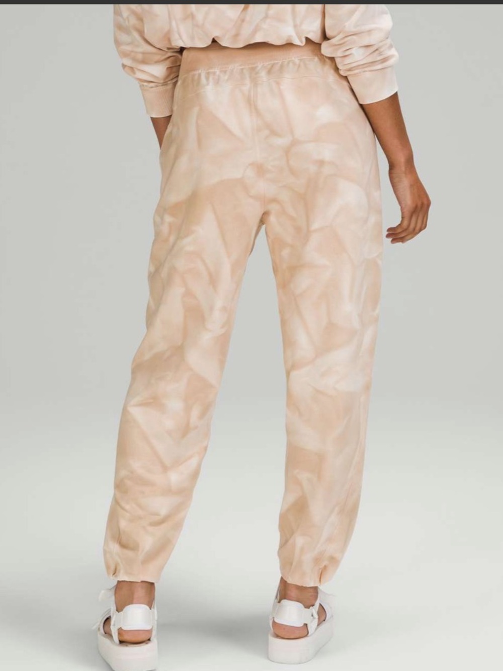 Lululemon Athletica LA Tapered Leg Jogger Sweatpant in Gray Wave Wash